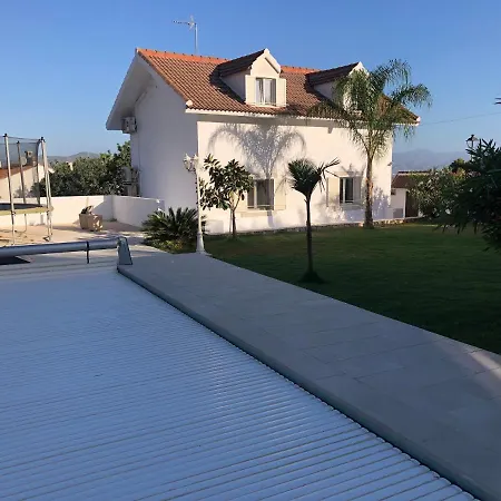 Casita Montoya *
